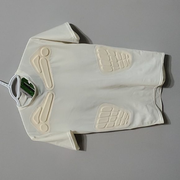 Under Armour Other - Under armor shirt